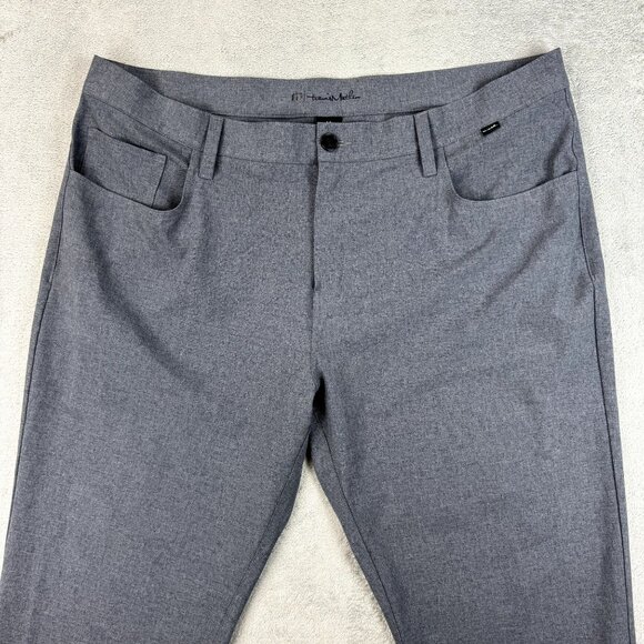 TRAVIS MATHEW Mens Performance Golf Tapered Fit Stretch Grey Flat Front Pants - Picture 2 of 7